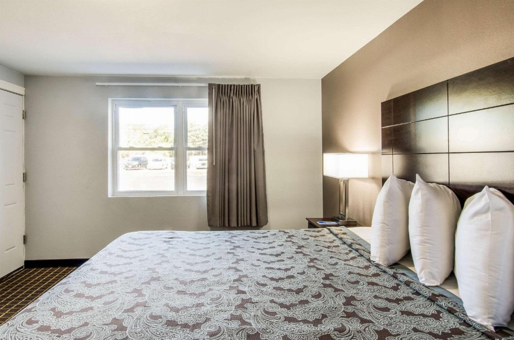 Rodeway Inn Middleboro-Plymouth